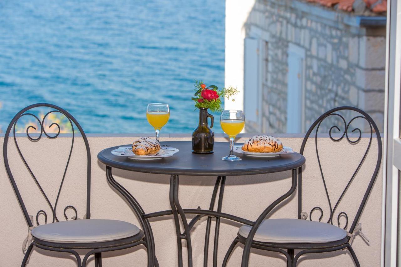 Apartments Desiree Sutivan Εξωτερικό φωτογραφία